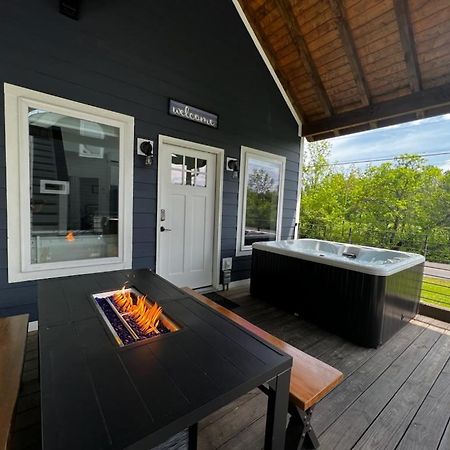 Modern Smoky Mountain Tiny House Apartment Pigeon Forge Exterior photo