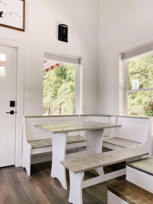 Modern Smoky Mountain Tiny House Apartment Pigeon Forge Exterior photo