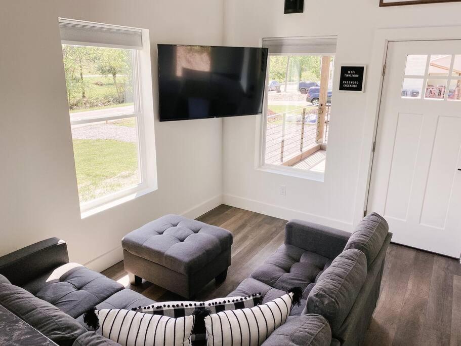 Modern Smoky Mountain Tiny House Apartment Pigeon Forge Exterior photo